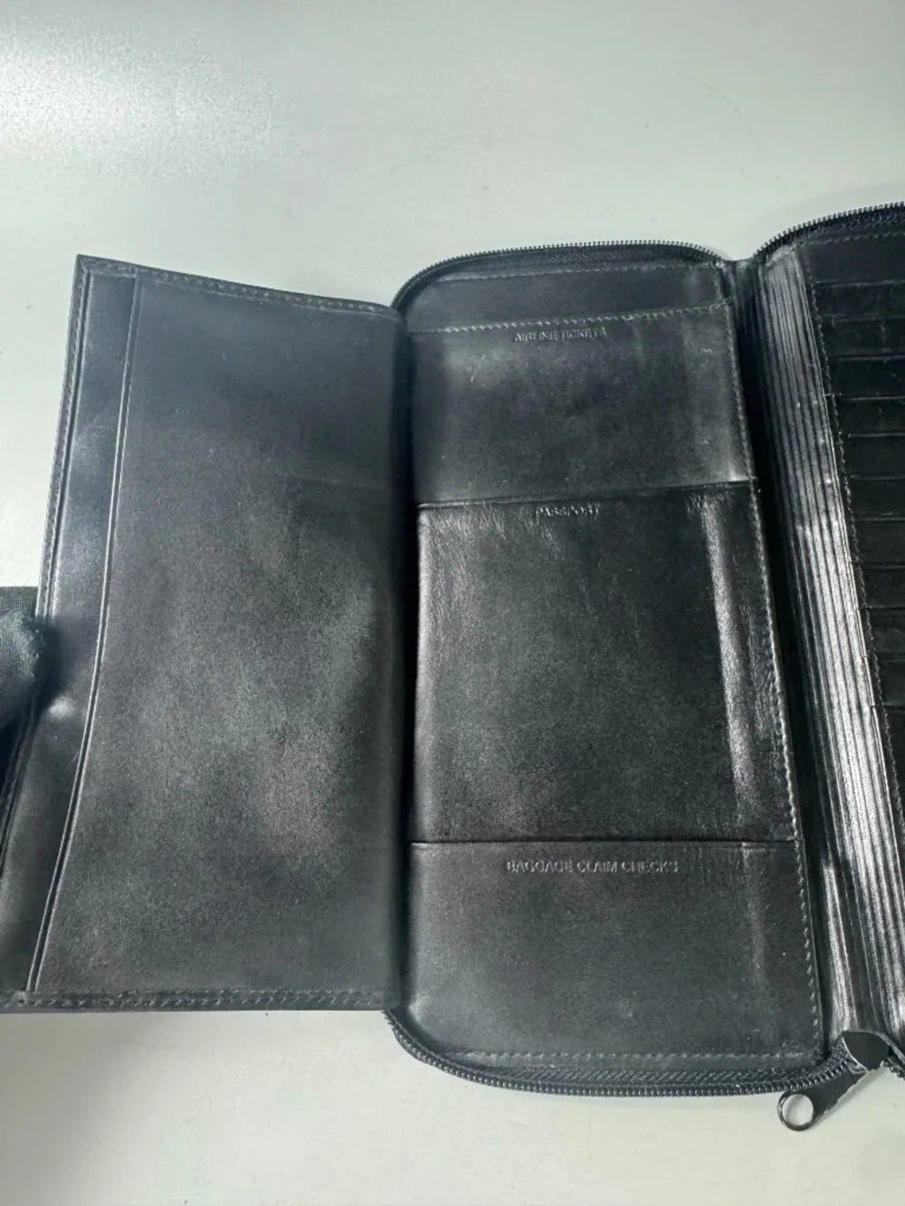 Vintage Dopp Butter Calf black leather zip-around travel organizer